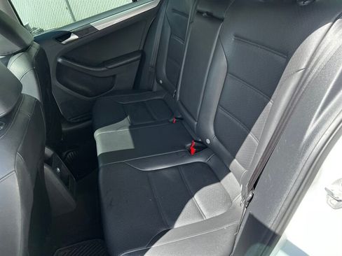 Used 2017 Volkswagen Jetta SE FWD image 20