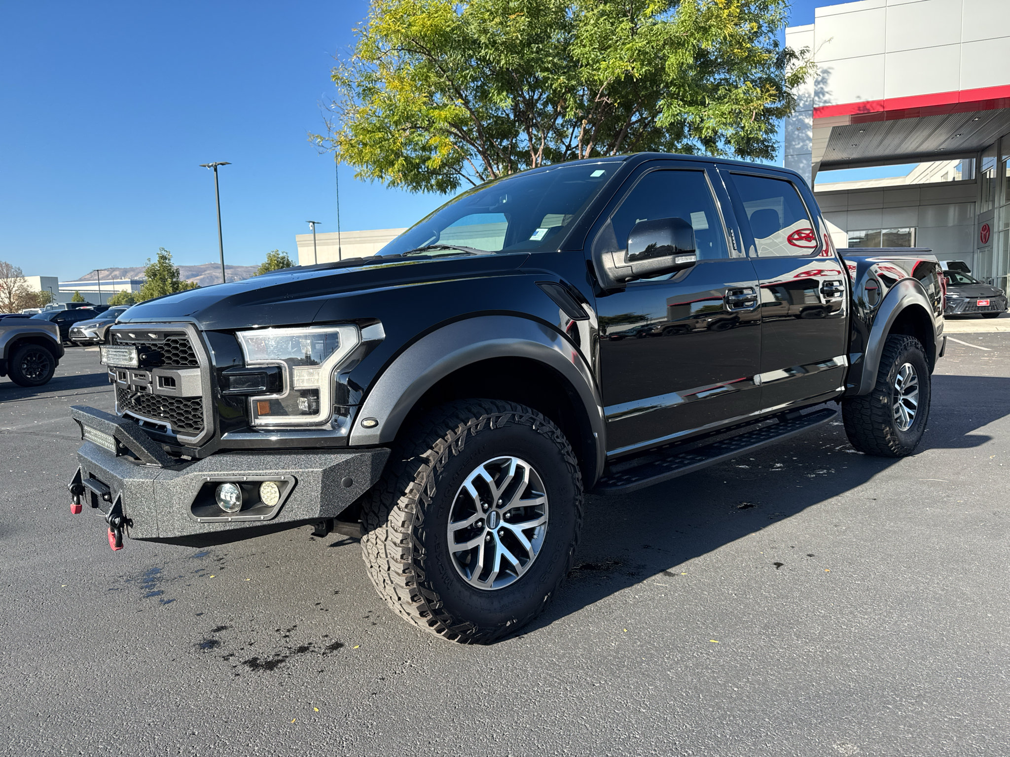 Used 2018 Ford F150 Raptor w/ Equipment Group 802A Luxury AWD/4WD image 5