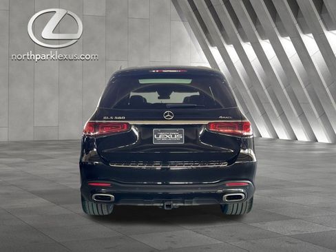 Used 2021 Mercedes-Benz GLS 580 4MATIC image 8