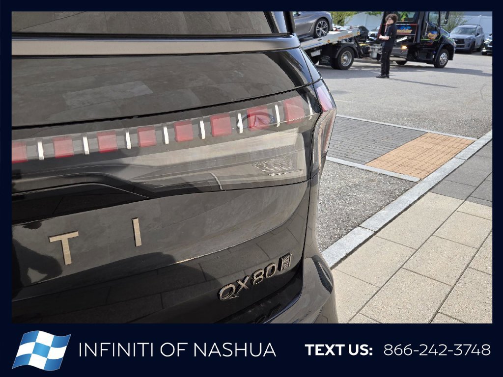 New 2026 INFINITI QX80 Autograph w/ Premium Cargo Package AWD/4WD image 13