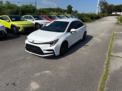 Used 2025 Toyota Corolla SE w/ Convenience Package