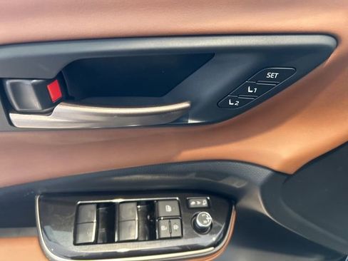 New 2026 Toyota Crown Signia AWD/4WD image 10