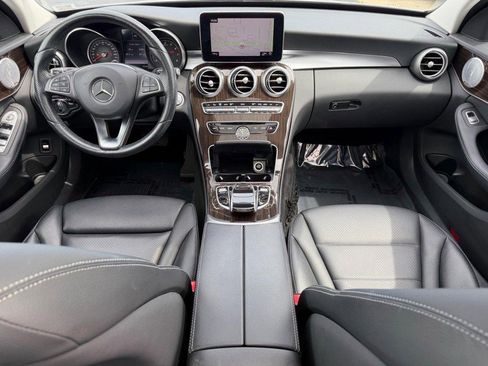 Used 2017 Mercedes-Benz C 300 4MATIC Sedan image 12