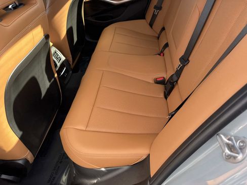 New 2026 BMW 330i Sedan w/ M Sport Package RWD image 12