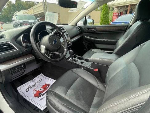 Used 2019 Subaru Outback 3.6R Limited w/ Popular Package #2 image 12