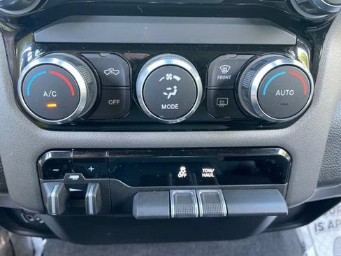 Used 2022 RAM 1500 Big Horn AWD/4WD image 22