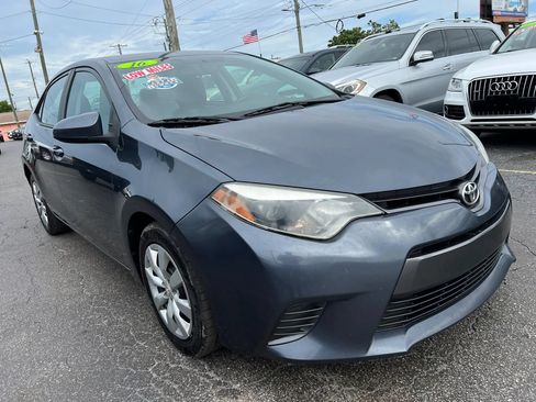 Used 2016 Toyota Corolla LE FWD image 4