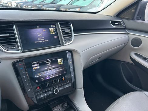 Used 2023 INFINITI QX50 Luxe image 37