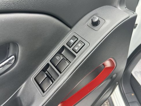 Used 2023 Nissan Frontier Pro-X w/ Pro Convenience Package RWD image 15