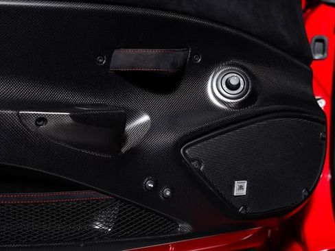 Used 2019 Ferrari 488 Pista Coupe RWD image 67