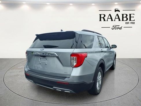 Used 2023 Ford Explorer XLT w/ Equipment Group 202A AWD/4WD image 10