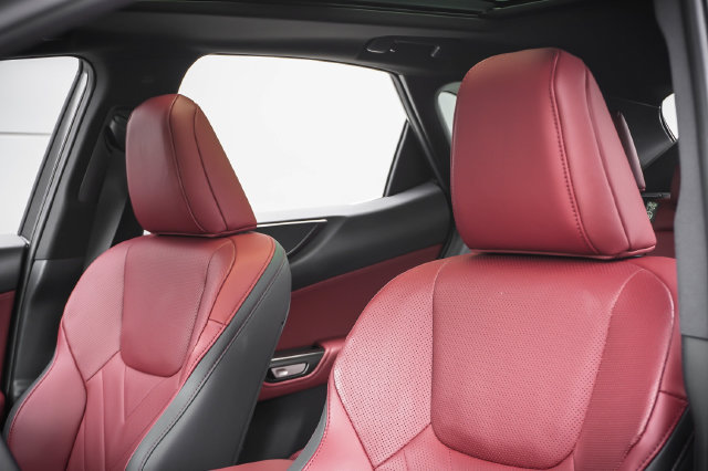 Used 2026 Lexus NX 450h+ AWD w/ Luxury Package image 10