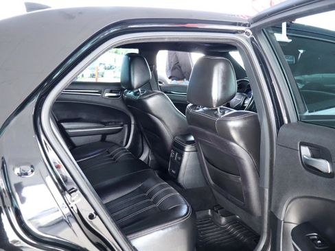 Used 2020 Chrysler 300 S RWD image 34
