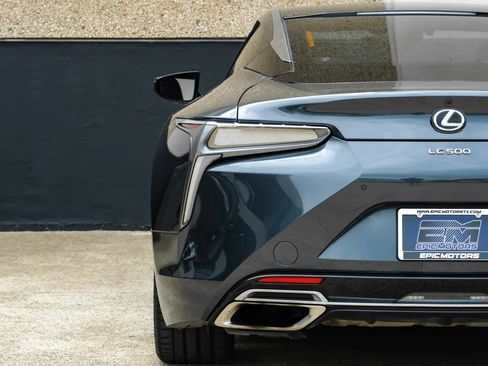 Used 2018 Lexus LC 500 Coupe w/ Sport Package RWD image 35