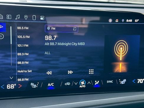 Certified 2024 Chevrolet Traverse LT image 26