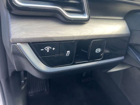 Used 2024 Kia Sportage X-Line AWD/4WD image 38