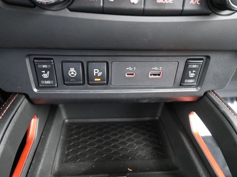 Used 2025 Nissan Frontier PRO-4X w/ Pro Premium Package AWD/4WD image 31