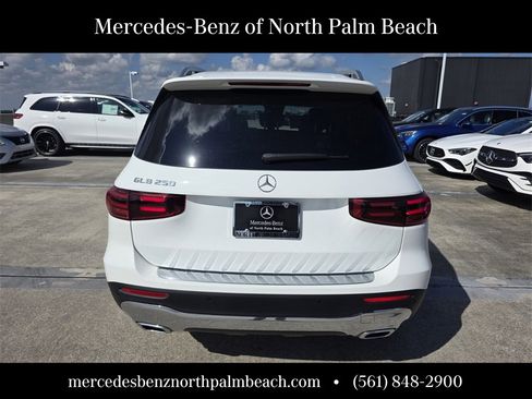 New 2026 Mercedes-Benz GLB 250 image 5