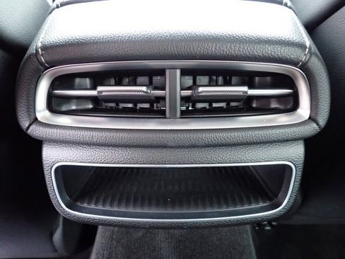 Used 2023 Genesis G80 2.5T image 18