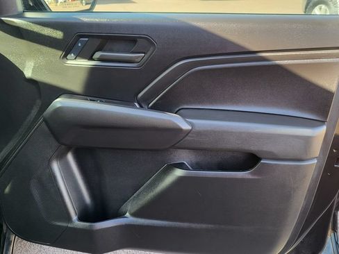 Used 2024 Chevrolet Colorado W/T RWD image 16