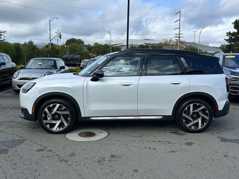 New 2026 MINI Cooper Countryman S w/ Comfort Package Max image 2