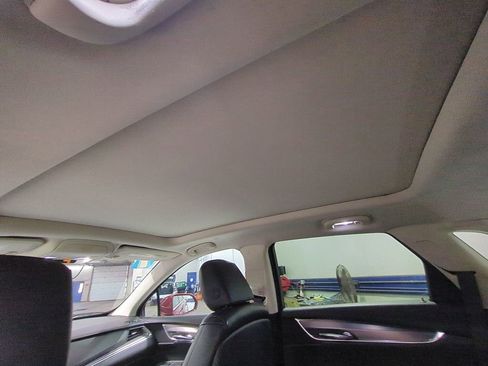 Used 2017 Cadillac XT5 Premium Luxury image 15