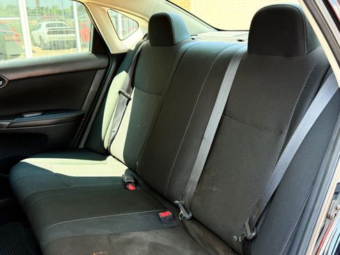 Used 2019 Nissan Sentra S image 33