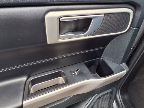 Certified 2023 Ford Explorer XLT image 19