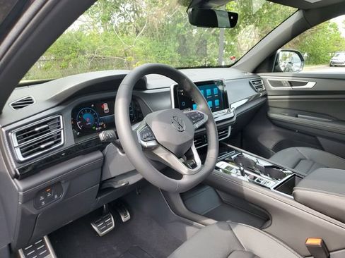 New 2026 Volkswagen Atlas Cross Sport SEL R-Line AWD/4WD image 18
