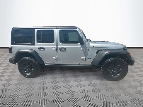 Used 2023 Jeep Wrangler Unlimited w/ 8.4" Radio Group AWD/4WD image 5