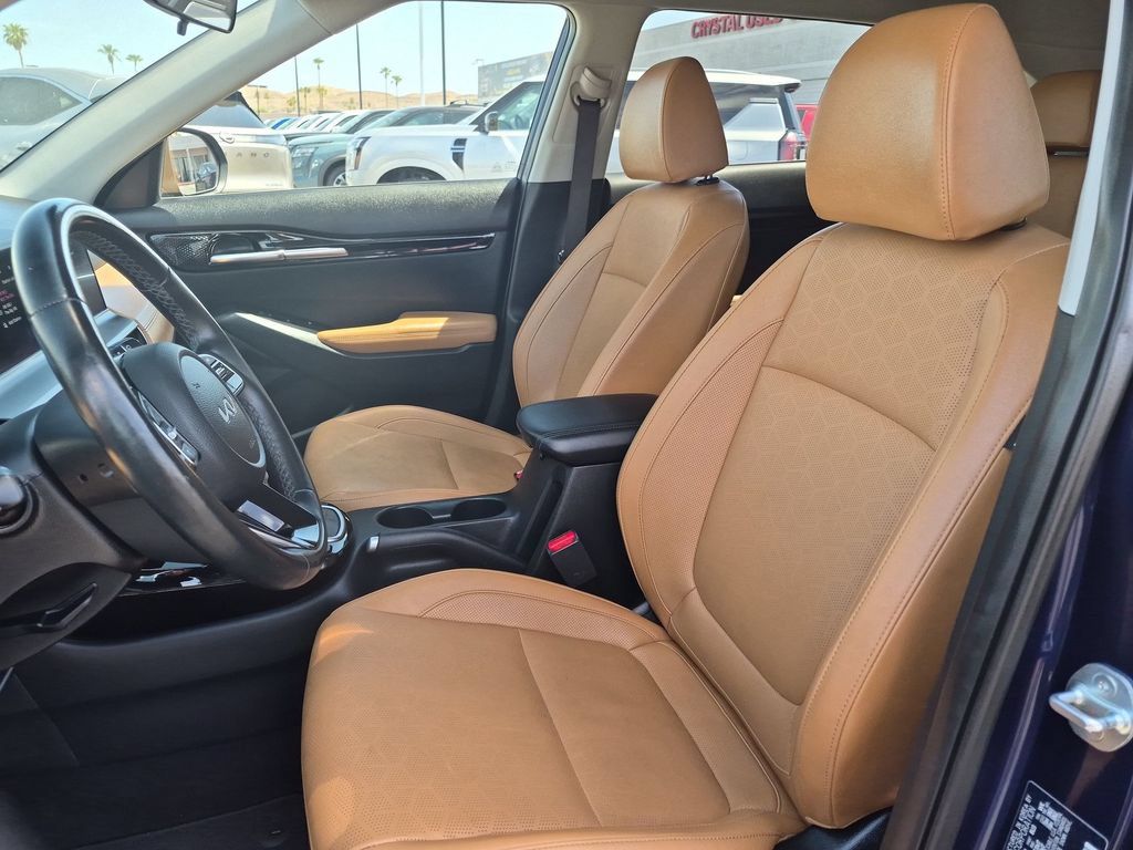 Used 2024 Kia Seltos EX FWD image 13