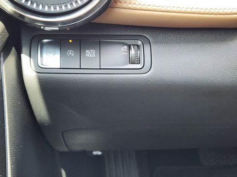 Used 2025 Chevrolet Equinox ACTIV w/ Convenience Package III FWD image 19