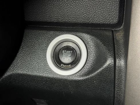 Used 2015 RAM 1500 Laramie w/ Convenience Group AWD/4WD image 34
