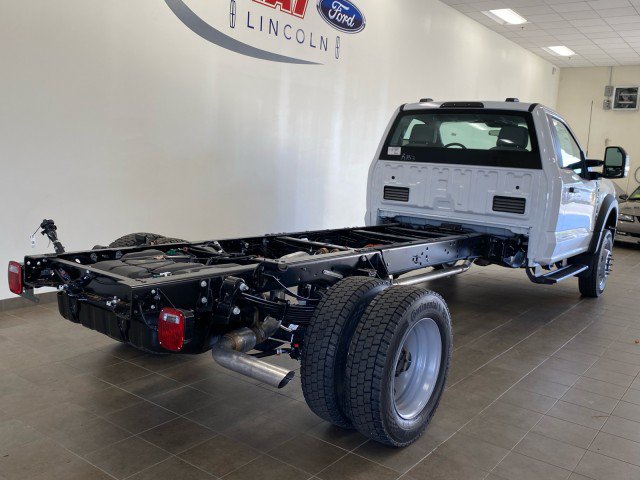 New 2026 Ford F550 2WD Regular Cab Super Duty image 7