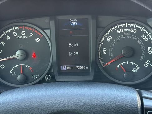 Used 2023 Toyota Tacoma SR w/ SR Convenience Package image 19
