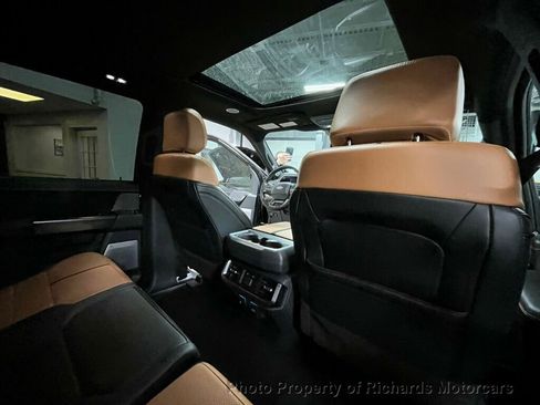 Used 2023 Ford F150 Platinum image 25