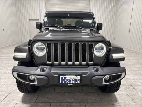 Used 2020 Jeep Gladiator Overland AWD/4WD image 32