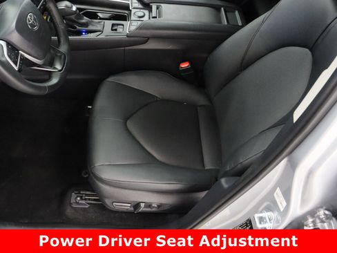 Certified 2025 Toyota Grand Highlander AWD image 15