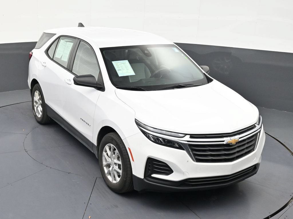 Used 2024 Chevrolet Equinox LS w/ Driver Confidence II Package FWD image 18