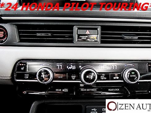 Used 2024 Honda Pilot Touring image 20
