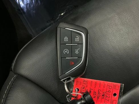 Used 2024 Cadillac XT4 Premium Luxury AWD/4WD image 27