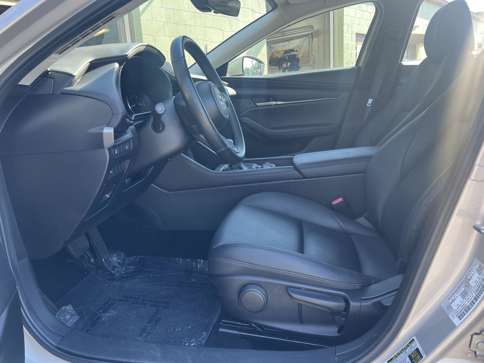 Used 2023 MAZDA MAZDA3 s FWD image 9