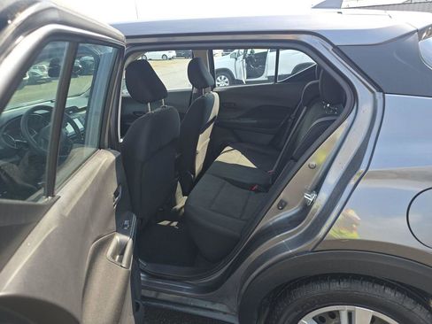 Used 2023 Nissan Kicks S FWD image 39