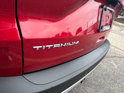 Used 2020 Ford Escape Titanium AWD/4WD image 18