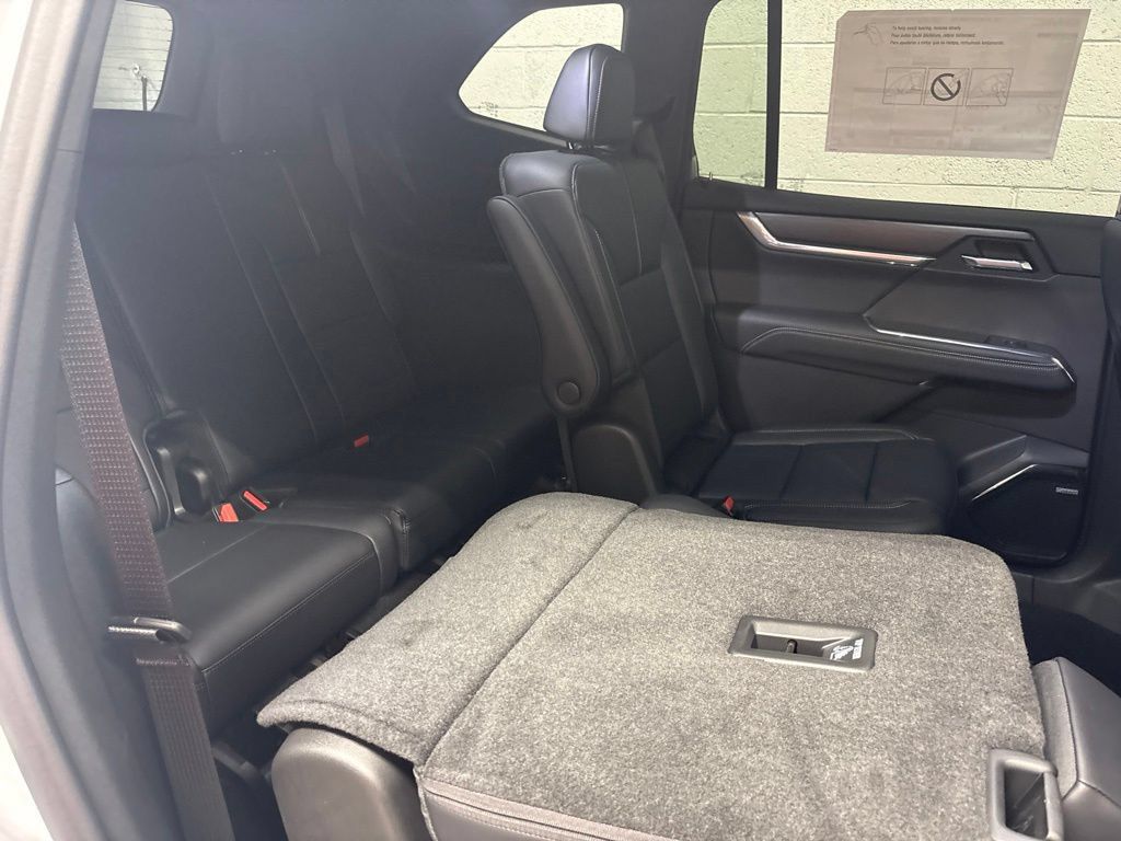 New 2027 GMC Acadia Elevation w/ Elevation Premium Package FWD image 11