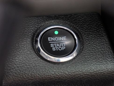 Used 2019 Ford F250 Lariat w/ Lariat Ultimate Package AWD/4WD image 29
