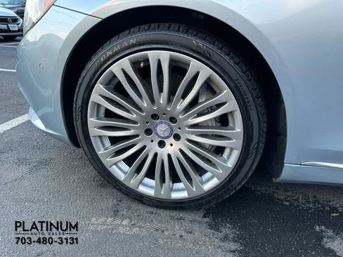 Used 2016 Mercedes-Benz S 550 Sedan w/ Premium Package image 23