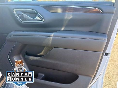 Used 2024 GMC Yukon SLE w/ Gmc Pro Safety Plus Package image 8