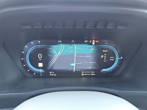 Used 2025 Volvo XC90 T8 Ultra image 9