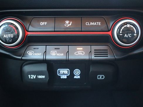 Used 2019 Hyundai Veloster Turbo FWD image 24